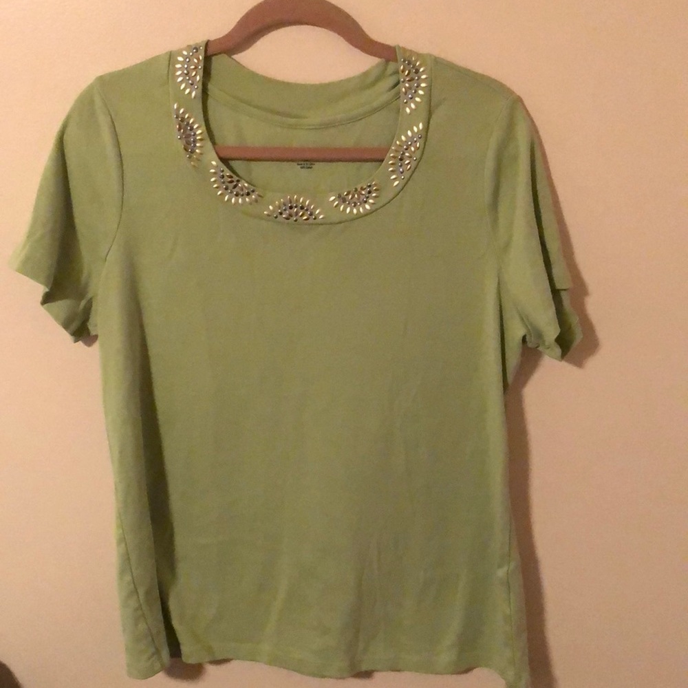 Stylish top with gold beads.